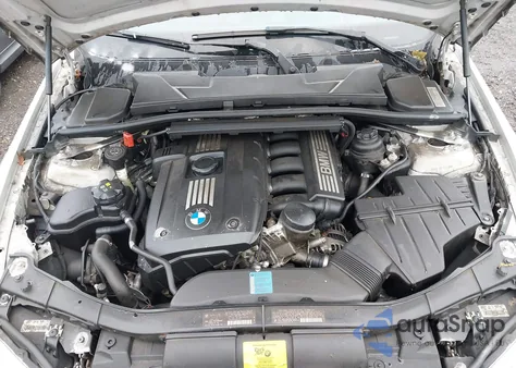 2010 BMW 328I xDrive из США, поврежденный, VIN WBAPK5C51AA647450